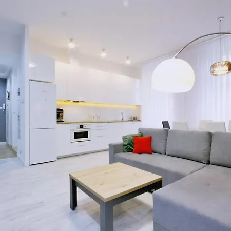 Przy Palmiarni アパート *